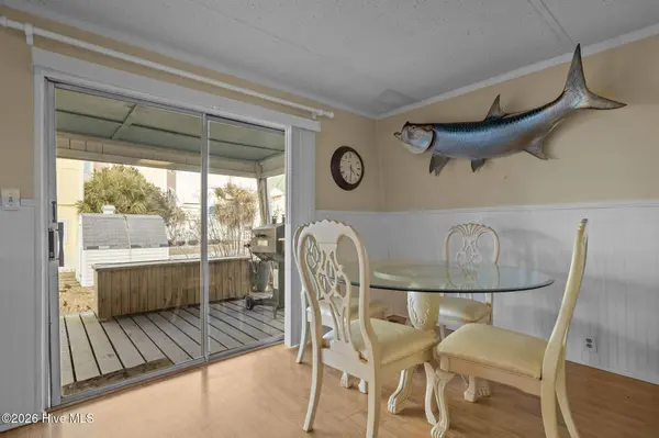 249 Moonlight DR, Atlantic Beach, NC 28512