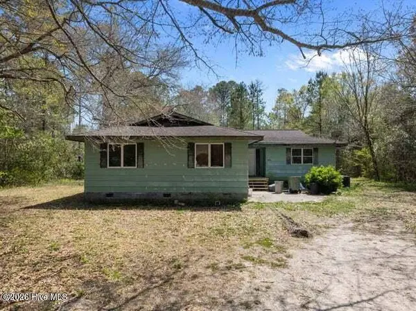 390 Old Winberry RD, Newport, NC 28570