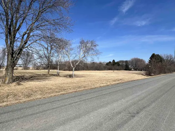 8246 N Crystal Lake Road, Beaver Dam, WI 53916