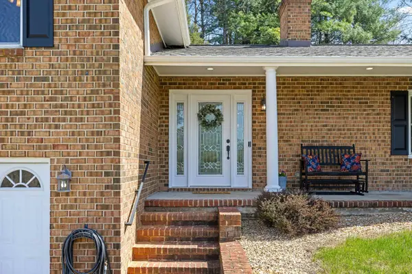 249 CATTLE SCALES RD, Waynesboro, VA 22980