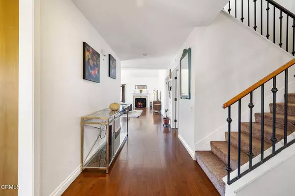 8028 Crystal PL, Ventura, CA 93004