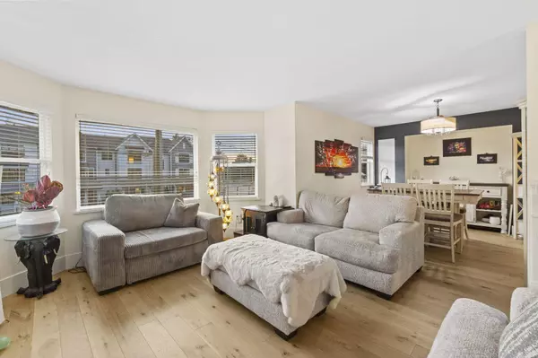 3038 Mcmillan RD, Abbotsford, BC V2S 6A8