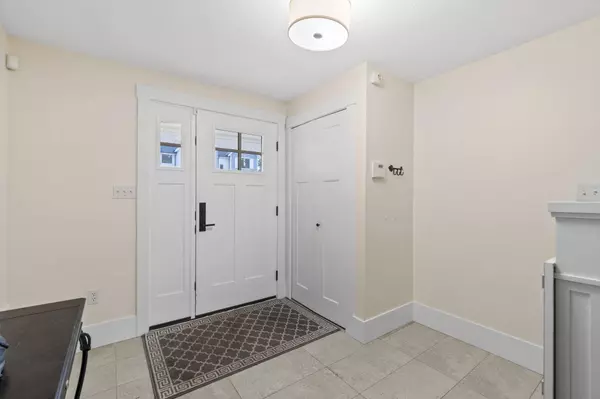 3038 Mcmillan RD, Abbotsford, BC V2S 6A8