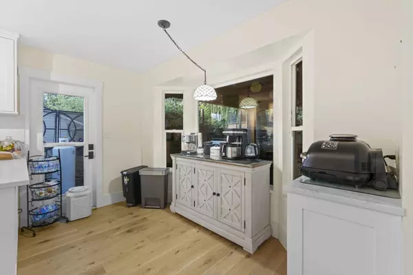 3038 Mcmillan RD, Abbotsford, BC V2S 6A8