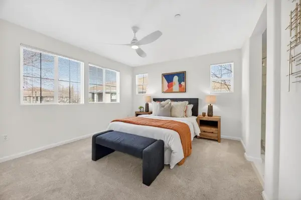 4901 Esplanade Cir, Folsom, CA 95630-7354