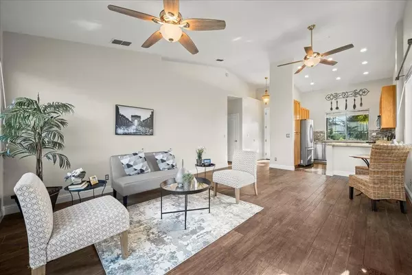 2314 Farndon Ct, Folsom, CA 95630-8540