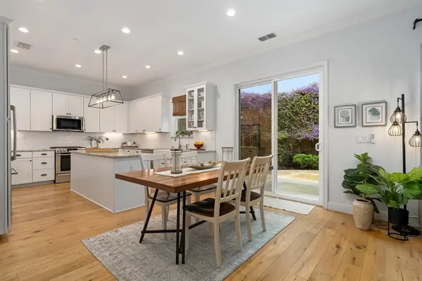 1098 Yucca Dr, El Dorado Hills, CA 95762-9434