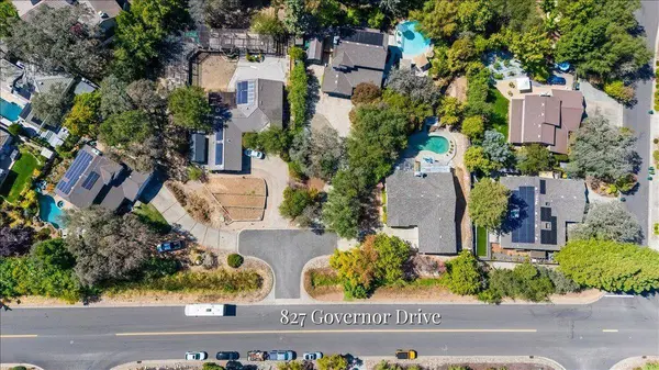 827 Governor Dr, El Dorado Hills, CA 95762-4334