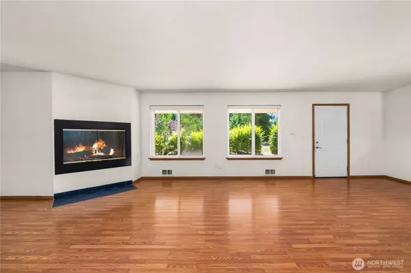 15326 Scenic Shores DR SE, Yelm, WA 98597