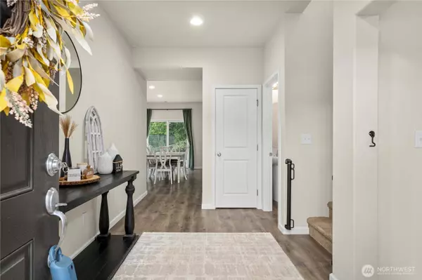 7425 Munn Lake DR SE, Tumwater, WA 98501