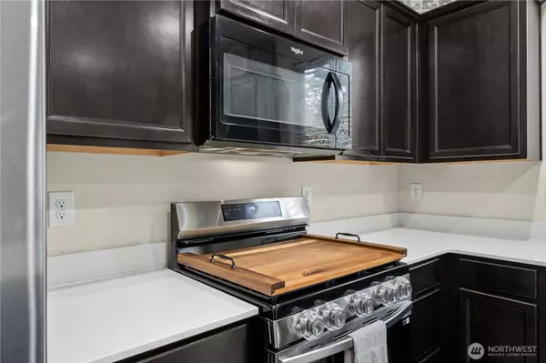 7425 Munn Lake DR SE, Tumwater, WA 98501