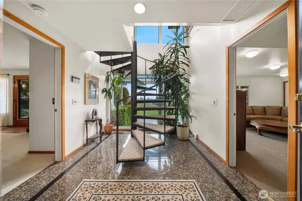 1205 11th CT SW, Olympia, WA 98502