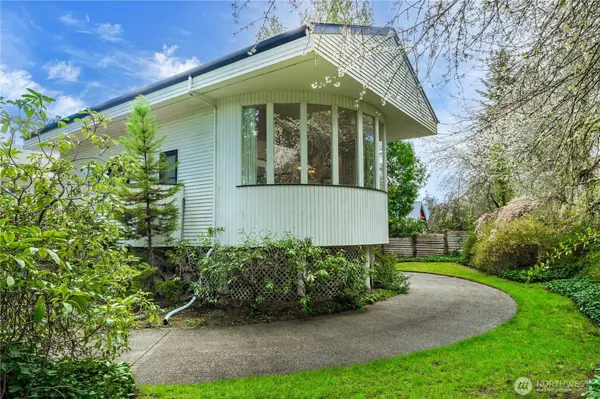 1205 11th CT SW, Olympia, WA 98502