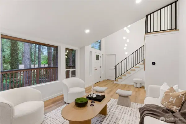 2718 Aztec DR NW, Olympia, WA 98502