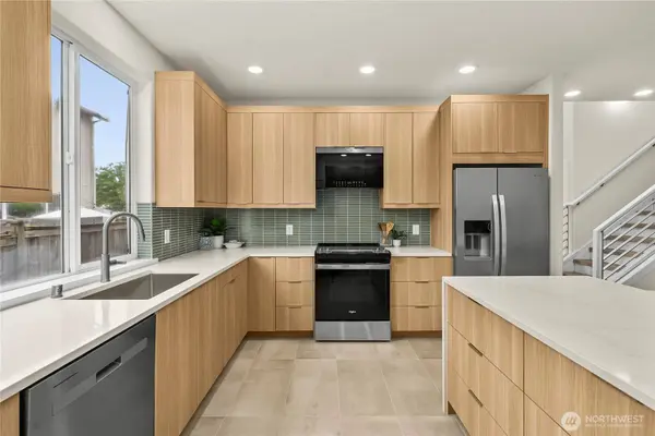4938 Old Oak ST SE, Olympia, WA 98501