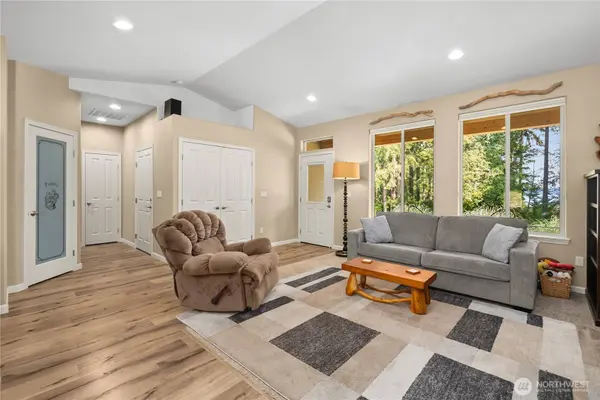 8545 Mill Bight RD NE, Olympia, WA 98516