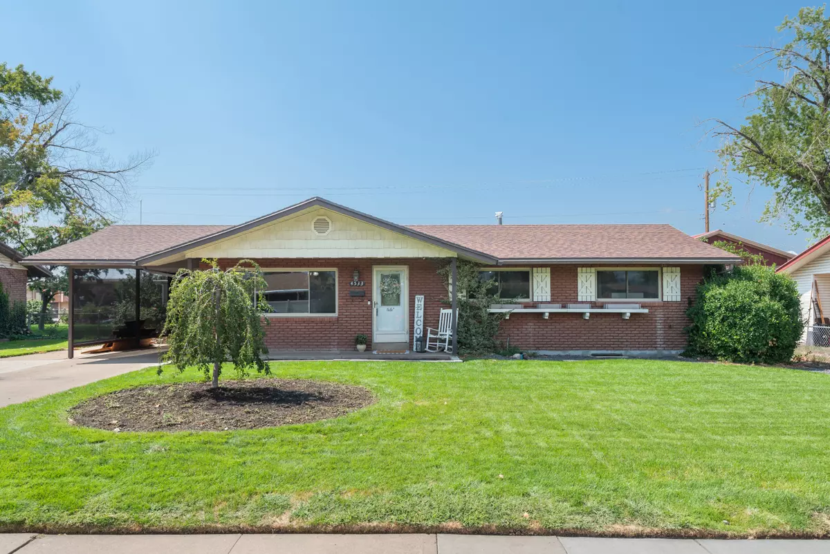 Roy, UT 84067-3313,4533 S 2075 W