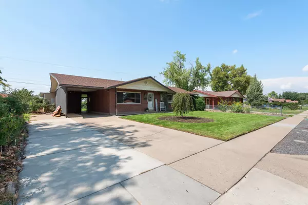 Roy, UT 84067-3313,4533 S 2075 W