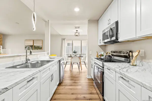 7410 Oak Marsh, Live Oak, TX 78233