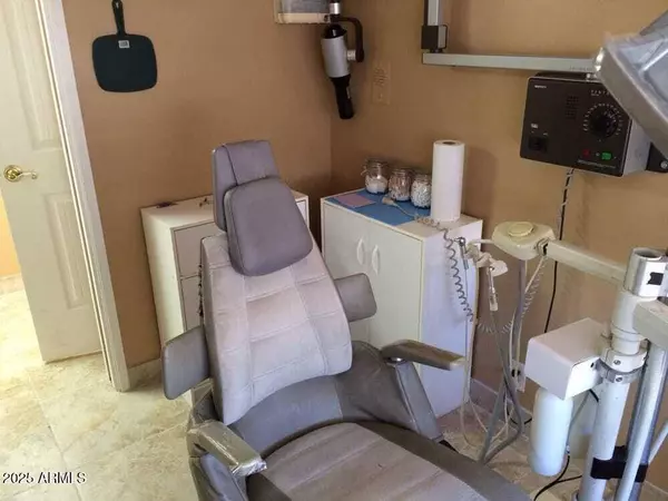 1423 N 16TH Street, Phoenix, AZ 85006