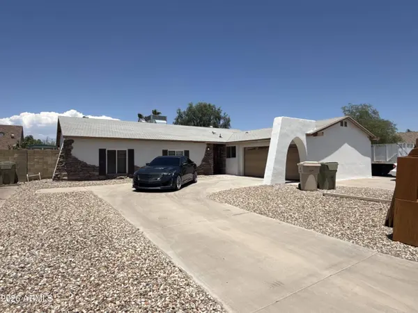 6410 W PURDUE Avenue, Glendale, AZ 85302