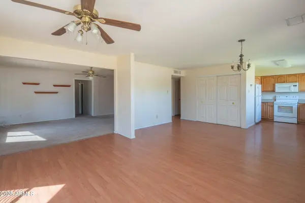 5210 W Monte Cristo Avenue, Glendale, AZ 85306