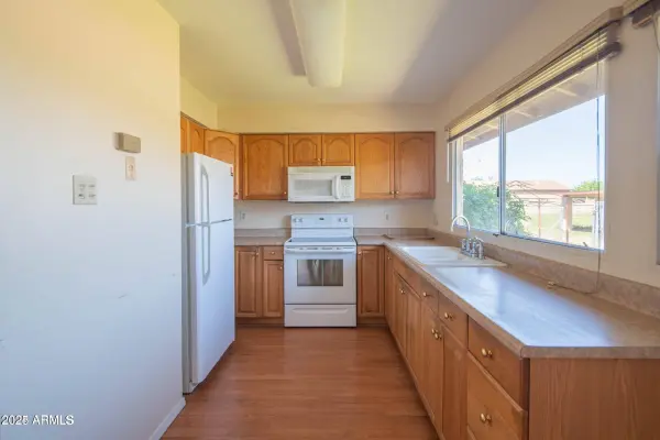 5210 W Monte Cristo Avenue, Glendale, AZ 85306