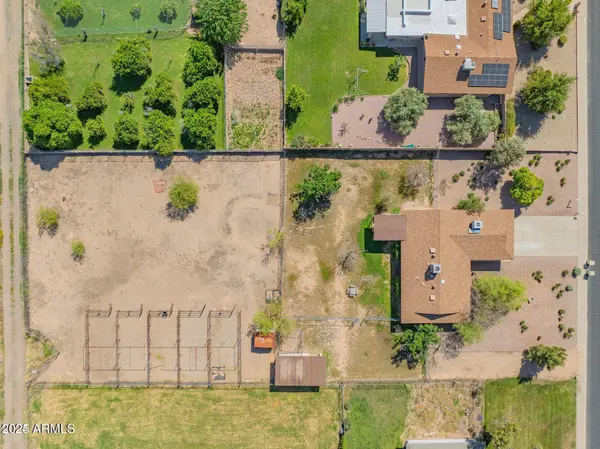 5210 W Monte Cristo Avenue, Glendale, AZ 85306