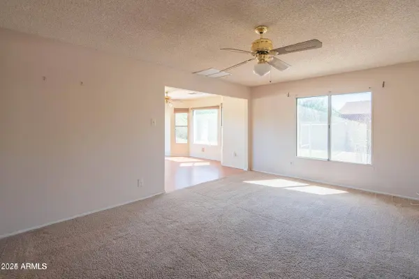 5210 W Monte Cristo Avenue, Glendale, AZ 85306