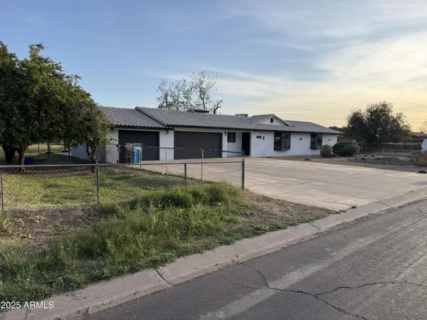 4035 W Country Gables Drive, Phoenix, AZ 85053