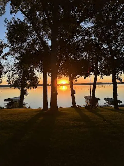 736 Shorewood DR, Detroit Lakes, MN 56501