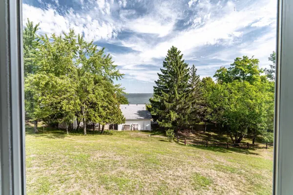 36045 Timber Hills TRL, Battle Lake, MN 56515