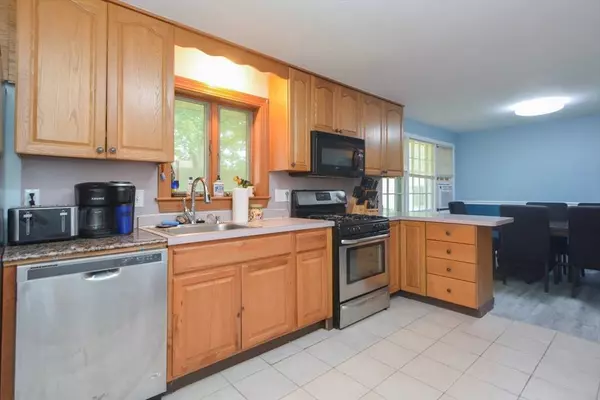 146 Gloucester St, Brockton, MA 02302