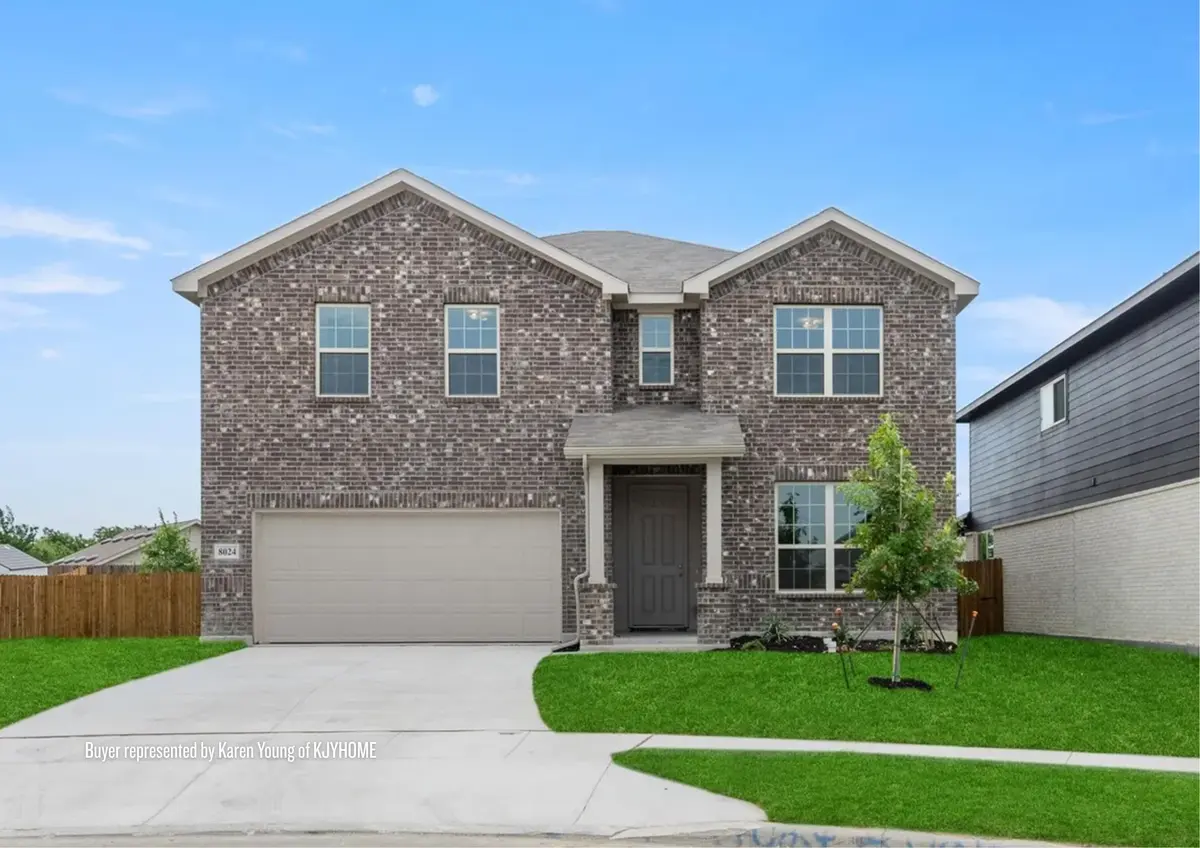 8024 Gangway Dr, Fort Worth, TX 76179-1992