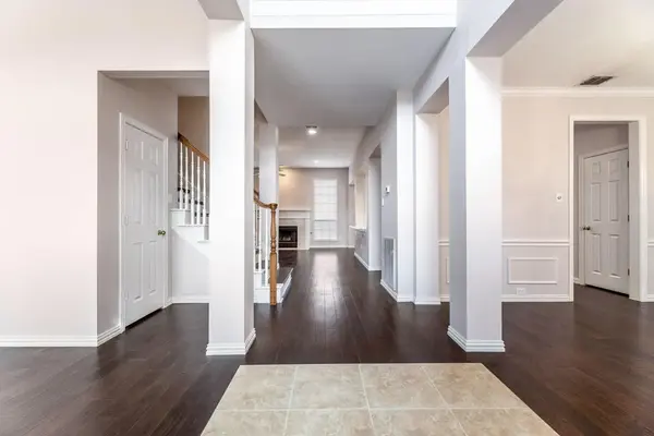 1904 N Port Ct, Grapevine, TX 76051-7134