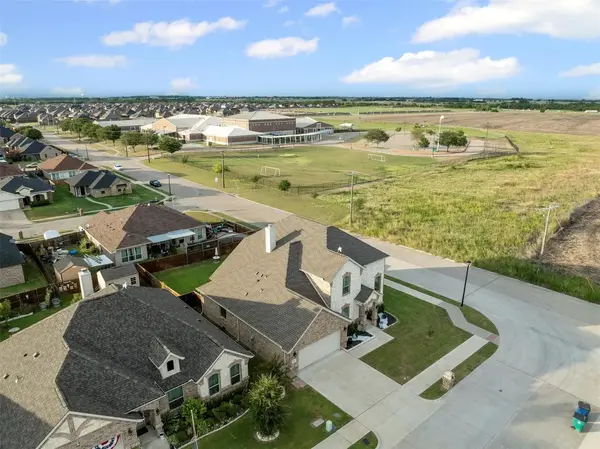 649 Xavier Ct, Waxahachie, TX 75165-2093