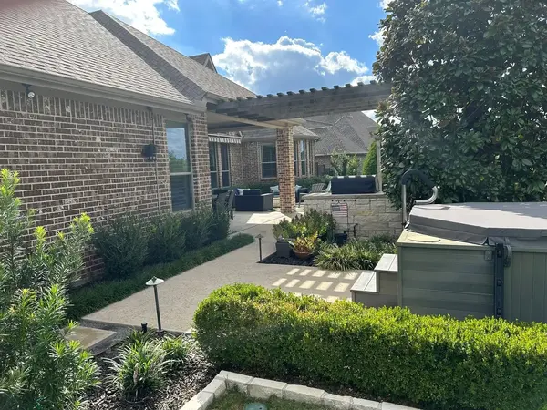 602 Limmerhill Dr, Rockwall, TX 75087-6572