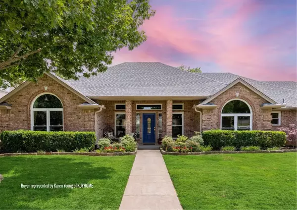 8200 Pecan Ridge Dr, North Richland Hills, TX 76182-8416