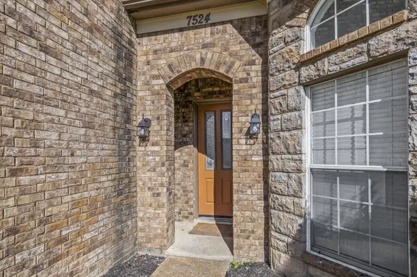 7524 BRONZE DR, Memphis, TN 38125