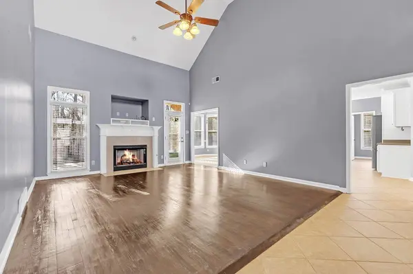 6587 CAROLOT LN, Bartlett, TN 38135