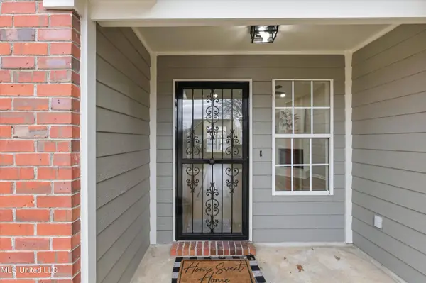 5645 E Kaitlyn Drive, Walls, MS 38680