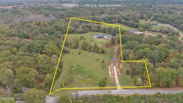 47 Fulmer Road, Como, MS 38619