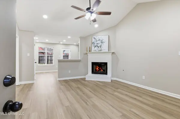5645 E Kaitlyn Drive, Walls, MS 38680