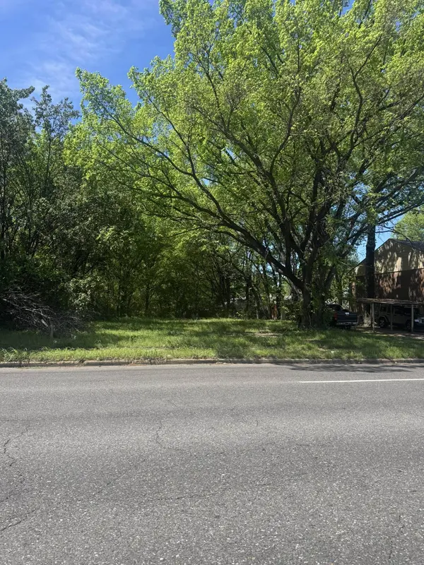 3443 S MENDENHALL RD, Memphis, TN 38115