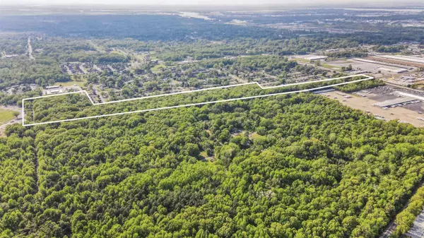 3880 E LEVI RD, Memphis, TN 38109