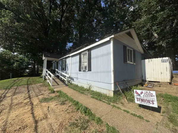2166 THOMAS RD, Memphis, TN 38134