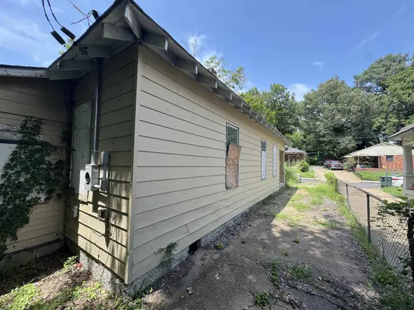 767 ROANOKE AVE, Memphis, TN 38106