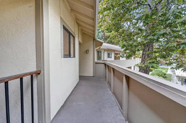 1048 N Abbott AVE, Milpitas, CA 95035