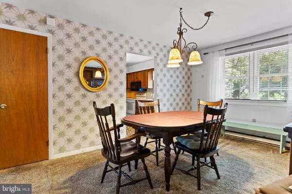 1 CHALFONT CIR, Hummelstown, PA 17036