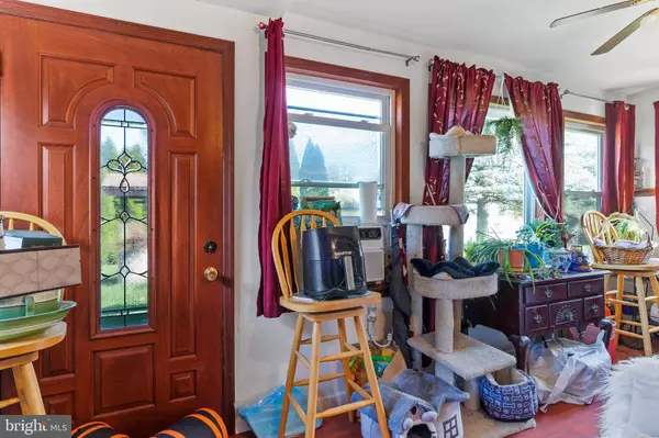 2932 CAPE HORN RD, Red Lion, PA 17356